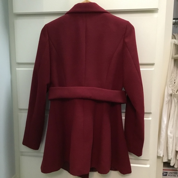 Coat - Picture 4 of 6